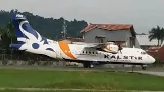 Kalstar Aviation ATR 42-320 PK-KSO arrival in Temindung Airport, Samarinda [2017]