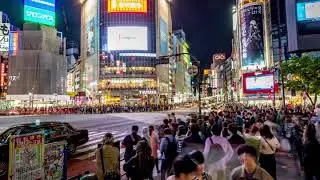 8715 8883 1080 timelapse cinemagraph car and man stationary