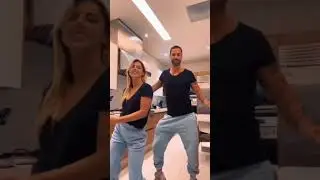 Michelle Renaud y Mat&iacute;as Novoa intentando hacer #TikTok (1.11.2022) Intento N1