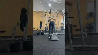 45 Degree Cable Kickback (Left Leg)