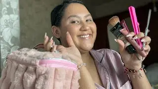 ASMR What&rsquo;s in My Makeup Bag 💄 Soft Talking, Tapping & Relaxing Sounds