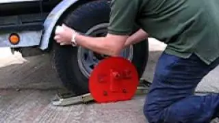SAS SECURITY NEW DEFFENDER WHEEL CLAMP FITTING VIDEO DEMO