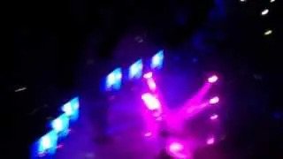 Beyonce and jayZ preform drunk in love in London 2nd march 2014