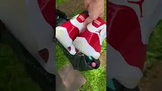 AIR JORDAN 11 