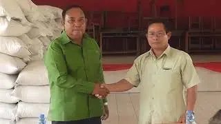 ctv11 6 5 ເມ​ືອ​ງ​ໂພນ​ທອງ​ໄດ້​ຮັບ​ເຂົ້າ​ຊວ່ຍ​ເຫລືອ