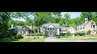 Life with Lori! Visits Mansion in May