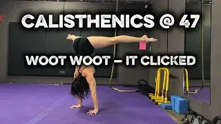 Handstands & Presses Day 🤸&zwj;♀️ Shoulder Alignment FINALLY Clicked! Calisthenics Journey at 47.