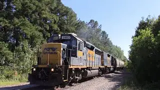 CSX GP40-2 #6983 in Notch 8 leads CSX F735-24 by S.Kittrell, NC