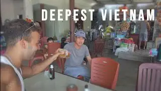 Drinking Beers with Locals in Vietnam's City of Ghosts 🇻🇳