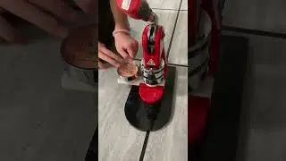 徽章機操作方法