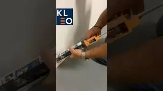 Clean, perfect caulk lines! Professional finish every time. Call 416-902-2808 &bull; KleoMaxim.com