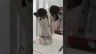 Discover the unique details of our custom beauty brushes！ #makeup #makeupbrushmanufacturer