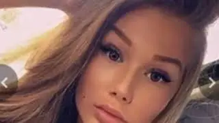 primark fight girl on Heulvara Twitter primark Mall women fight video,