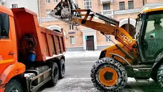 Уборка и вывоз снега в Москве от компании &laquo;Строй Логистик Групп&raquo;
