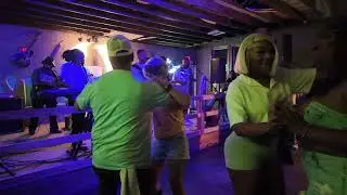 Leon chavis  live @o'darbys