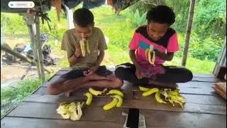   কলা খাওয়া কম্পিটিশন ভিডিও ফানি 🤤😆#viralvideo #funny @BananaD. 