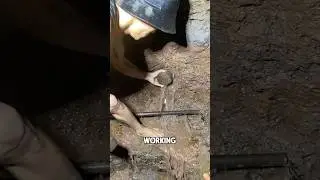 The method of digging a well manually is very unique! #shorts