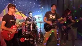 Freeway - No Quieras. En Vivo en El Late Night con Bad&iacute;a