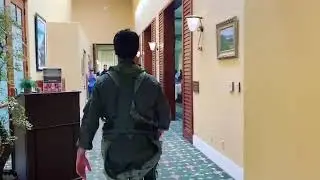 Tom Cruise meeting with fans in the hotel's restaurant