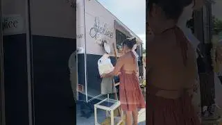 Set up my Mobile Boutique with me 🤎🍁 #vlog #dayinthelife #smallbusiness #boutique