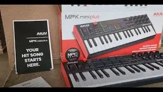 AKAI MPK MINI PLUS 37 Teclas MKIII Teclado Piano Controlador MIDI Unboxing y Review 2023 en Español