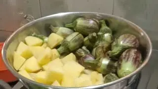 Aaj ham live mein banaenge bajare ki khichdi aur bharva  baingan 👌