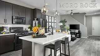 Чикаго в Моро-Рок | Редпойнт Саммерлин | Таунхаусы на продажу в Лас-Вегасе | Балкон 347 тыс. м&sup2;+ | 1520 кв. футов