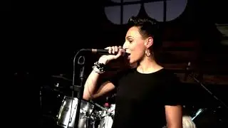 ROYAL KEBAB - My Room Is On Fire (Live@Sottoscala9 12.10.19)