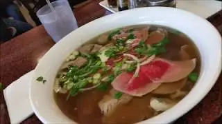 Saigon Bay, Top Food in Sac, Yummy and Delicious, Awesome Food Video, How to Eat, Yolo