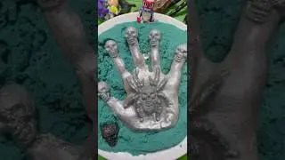 fingertip made of skulls #finger #skull #hand
