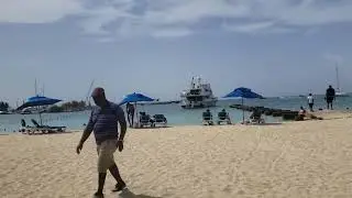 Ocho Rios Bay Beach- Local Beach in St.Ann. Cheap Entrance Fee! Nice space, beautiful sea 🇯🇲 🇯🇲 
