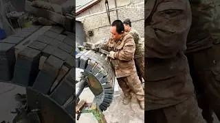 The process of installing a magnet block on a strong magnetic roller #manufacturing #skills