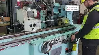 Rectificadora Cilindrica Universal TOS BUAJ 28 - Maquinaria Chicago