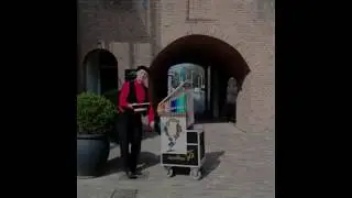 Orgeldraaier Erwin Hogeboom | Cartoonist & Entertainer