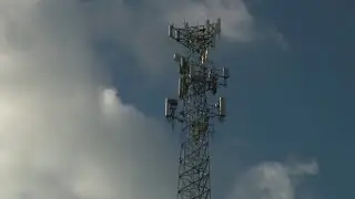 Thieves climbing cell towers to steal copper wire in Houston