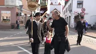 Umzug und Anstich Volksfest Aichach 2016