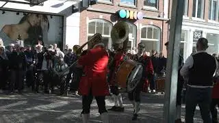 De Hijskraan - Oldenzaal Podium B  Sneekerdweildag 12de editie 5 oktober 2024 Sneek