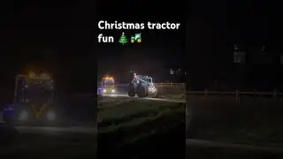 Tractor fun for the family#tractor #christmasdecorated #fun #seasonal #bridgenorth #farmingcommunity