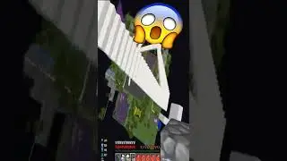 SkyWars Player Does Best Block Clutch In Minecraft Hardcore To Survive! #shorts
