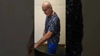 #The use of a massage tool for back pain.#&Eta; &chi;&rho;ή&sigma;&eta; &epsilon;&nu;ό&sigmaf; &epsilon;&rho;&gamma;&alpha;&lambda;&epsilon;ί&omicron;&upsilon; &mu;&alpha;&sigma;ά&zeta; &gamma;&iota;&alpha; &pi;ό&nu;&omicron; &sigma;&tau;&eta;&nu; &pi;&lambda;ά&tau;&eta;