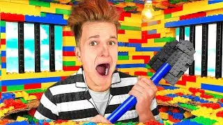 ESCAPE LEGO PRISON Challenge !