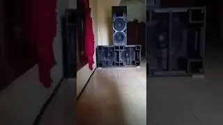 uji coba speaker Ashley 15 v400 pakek power 5 Amper...bikin kaca auto horeg