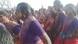 குலசை முத்தாரம்மன் கோவில் விழாவில் திருநங்கைகளின் நடனம் வீடியோ