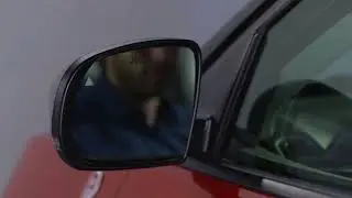 Automatic Dimming Mirrors-Rear view mirror dimming, reduce blinding light 2018 Jeep Compass