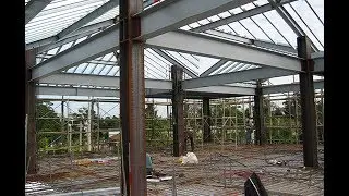 Design and Allowable Compressive Strength for a Pinned Steel Column Braced in Both Directions
