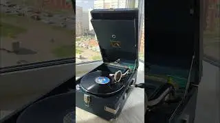 Граммофон His Master's Voice 101 Англия 20-30год. Bellacord electro Рига 1933-1934 Петр Лещенко.