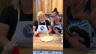 30/06/25 - Maria Cacialli: La Montanara, la pizza fritta napoletana