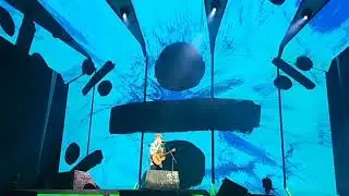 Ed Sheeran in Singapore #Divideworldtour