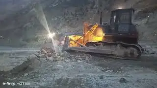 #SHANTUI SD32  #Bulldozer Pushing Massive Rocks in Hilly Area | Heavy Equipment Action💪💪