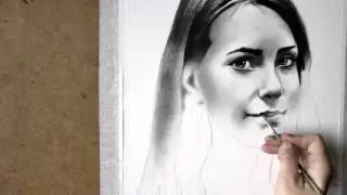 Black and white realistic speed drawing of woman portrait in dry brush
